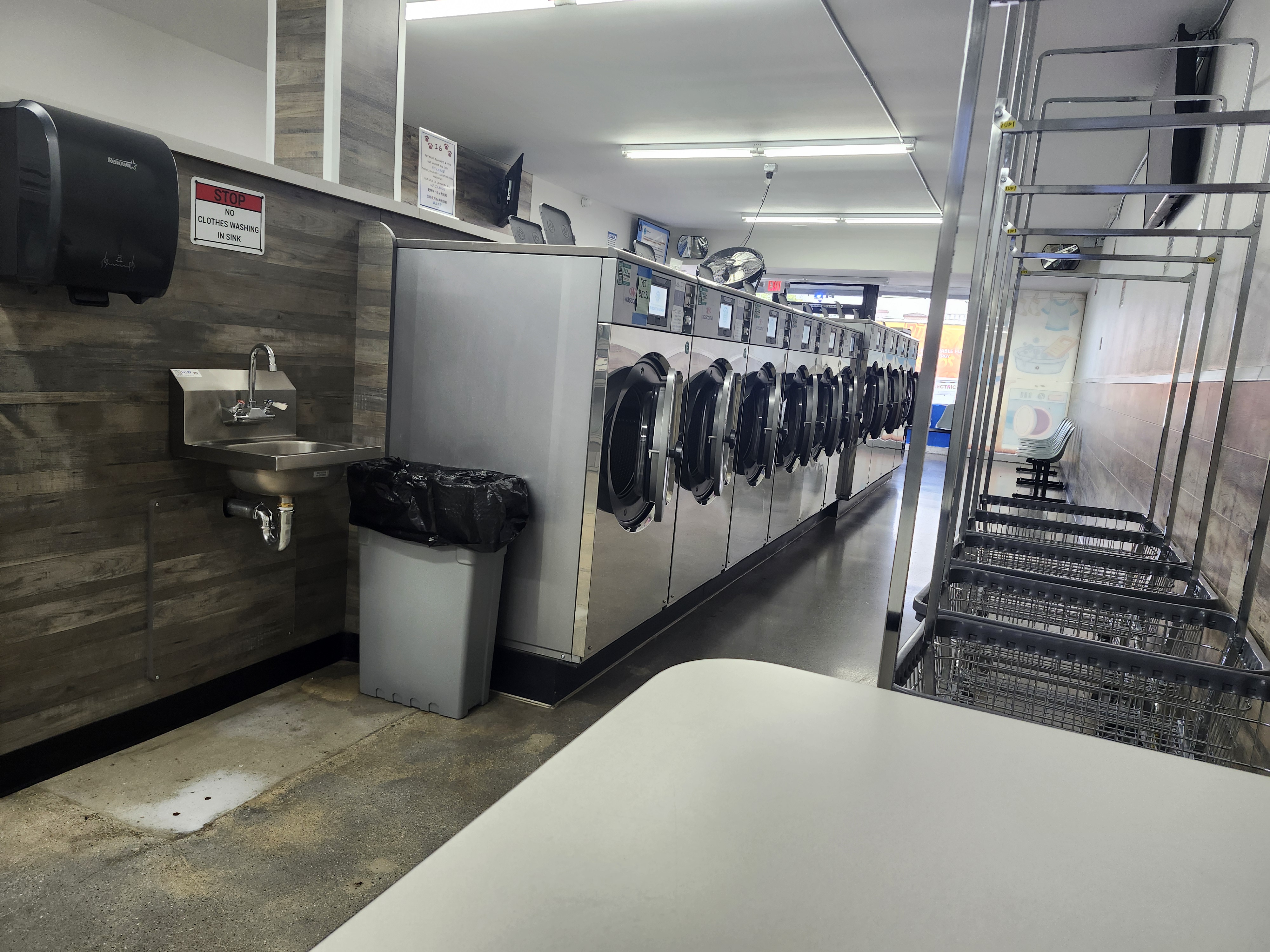 Coin Laundry Hacienda Heights (6)